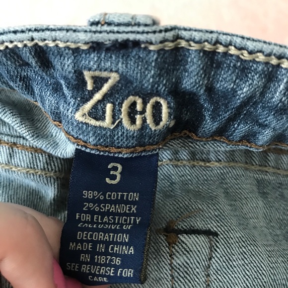 Jeans - Picture 4 of 5